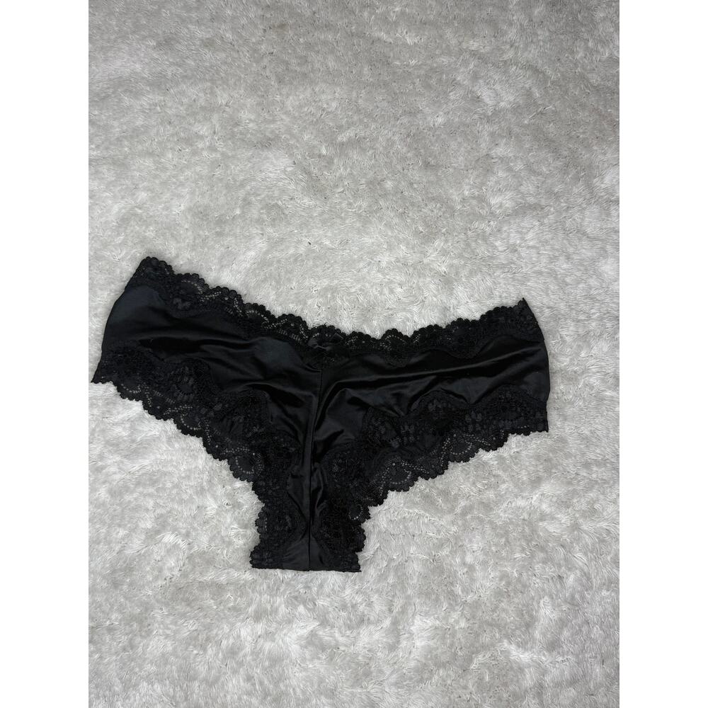 NWT Victoria’s Secret Black Lace Trim Cheeky S 2014 Classic Low Rise